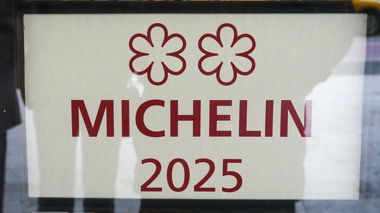 Michelin sign with two stars at at restaurant