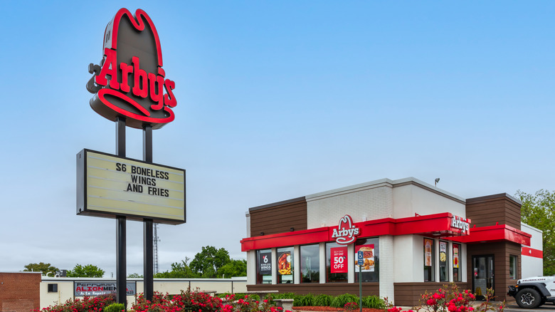 exterior of Arby's location