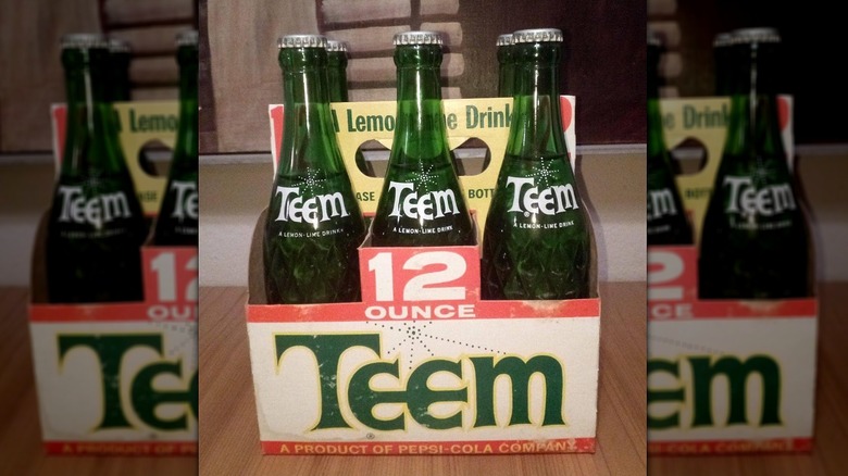 Vintage six-pack of bottles of Teem soda