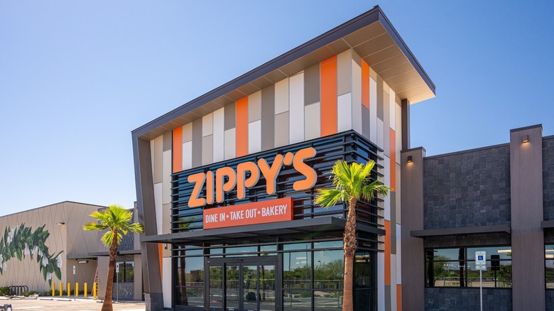 Zippy's Las Vegas location exterior