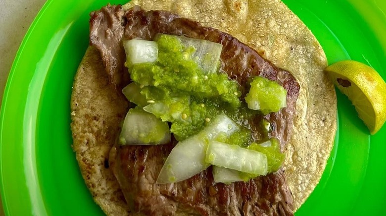 A taco at Taquería El Califa de León in Mexico City