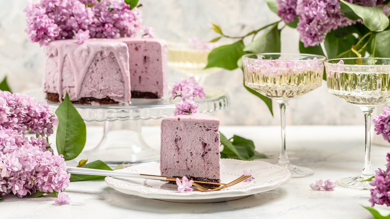 Lilac cake at a fancy setting
