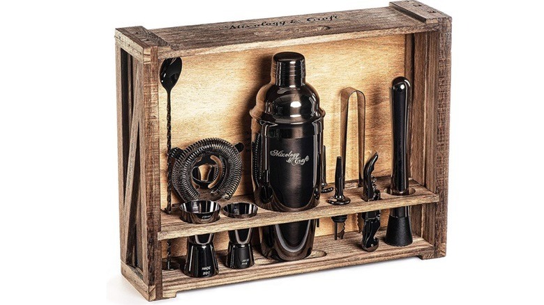 Mixology & Craft cocktail set