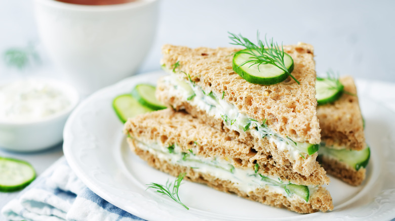 cream cheese and dill cucumber sandwich