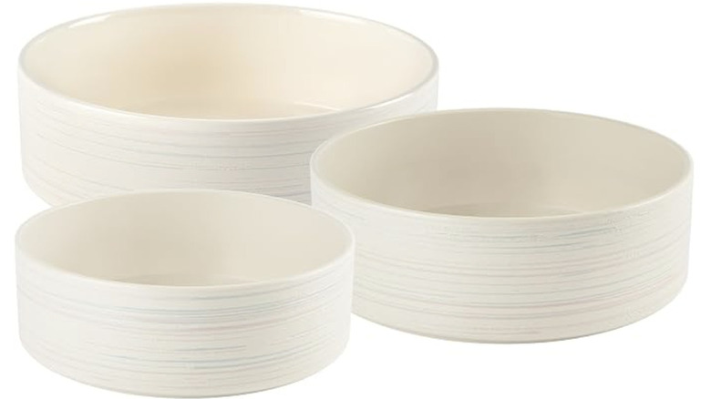 Pyrex 3-Piece Round Ceramic Bakeware Set against a white background