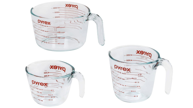 Pyrex Essentials Glass Measuring Cups against a white background