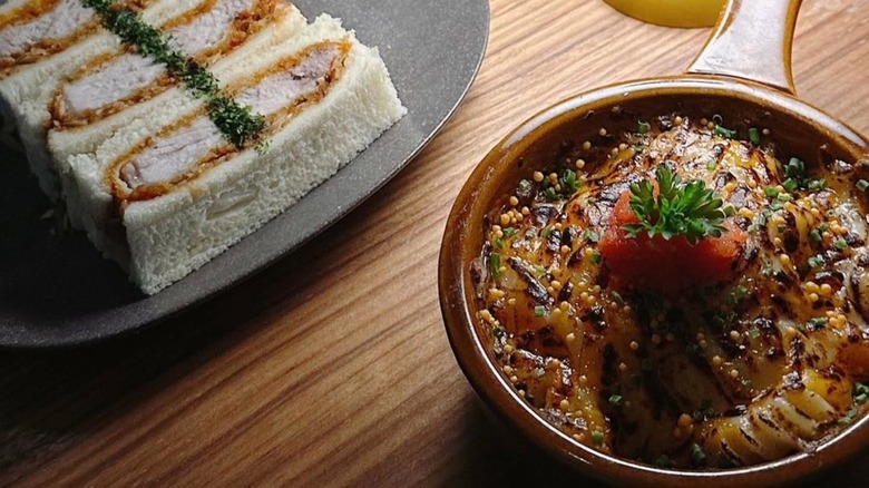 A Japanese style sandwich and mac and cheese at Bar Orai in New York City