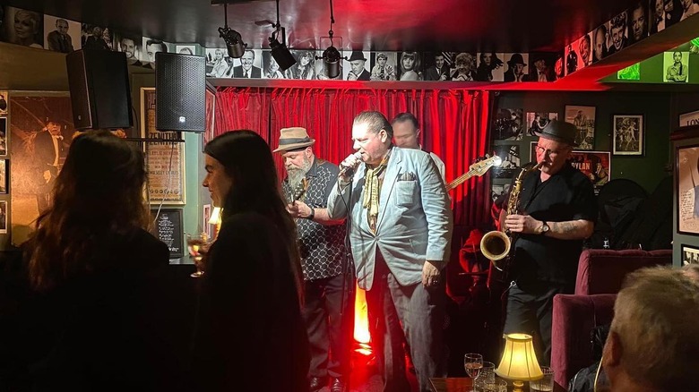 A band playing at Gerry's Club in London