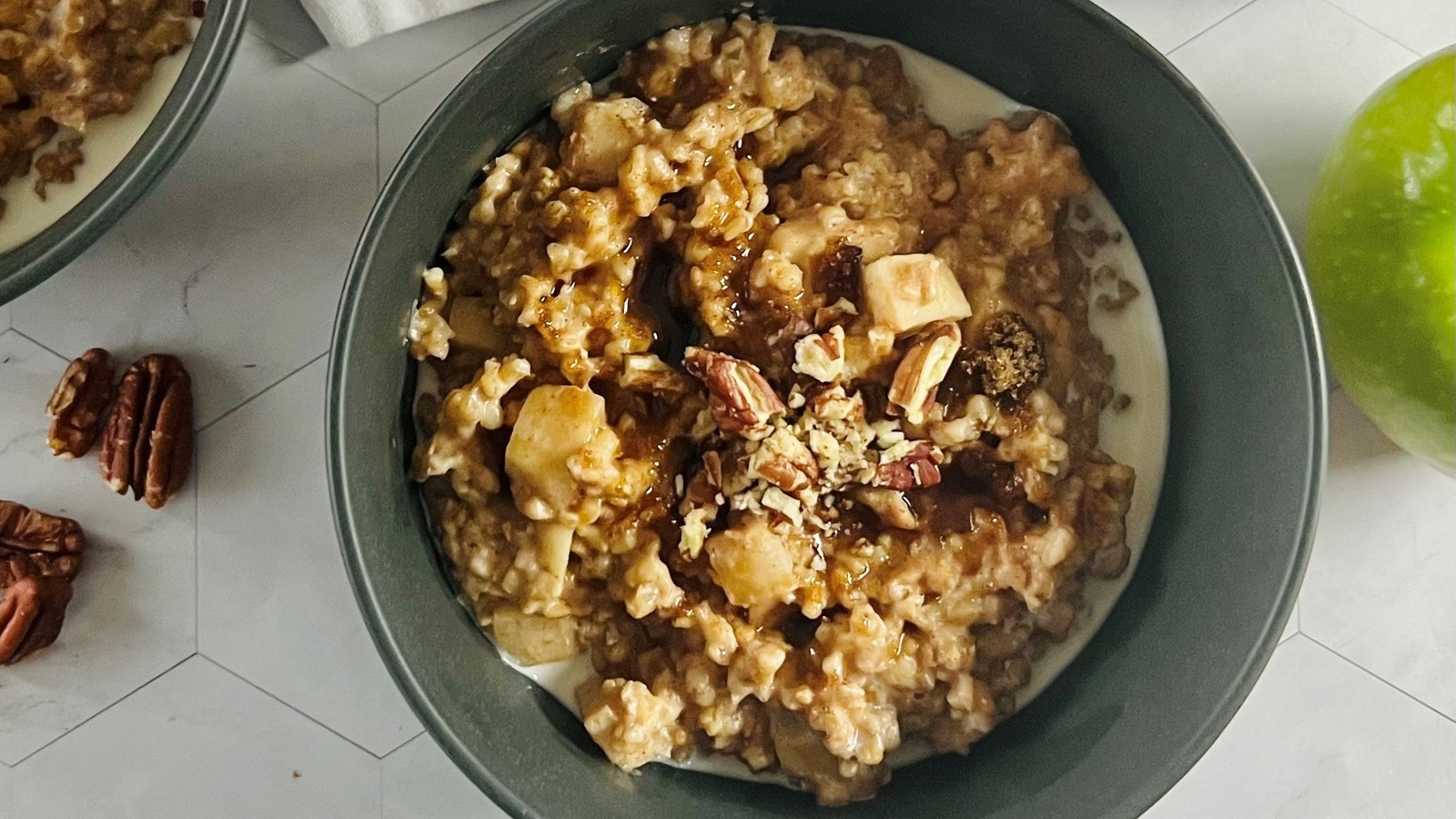AppleCinnamon Slow Cooker SteelCut Oatmeal Recipe
