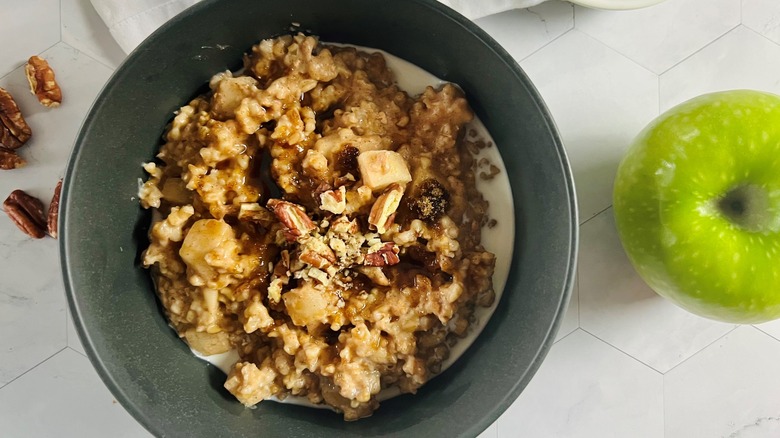 apple cinnamon oatmeal in bowls