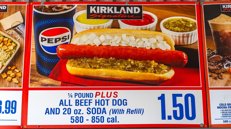 Picture of Costco's hot dog being advertised