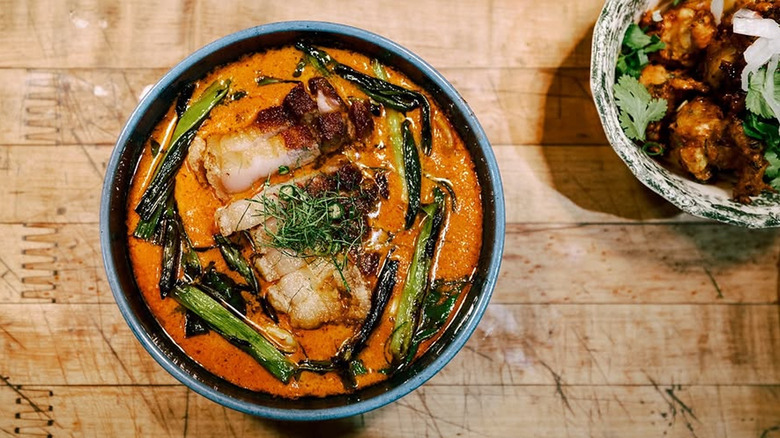 Talat Market curry dish