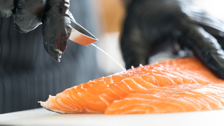 Removing salmon bones