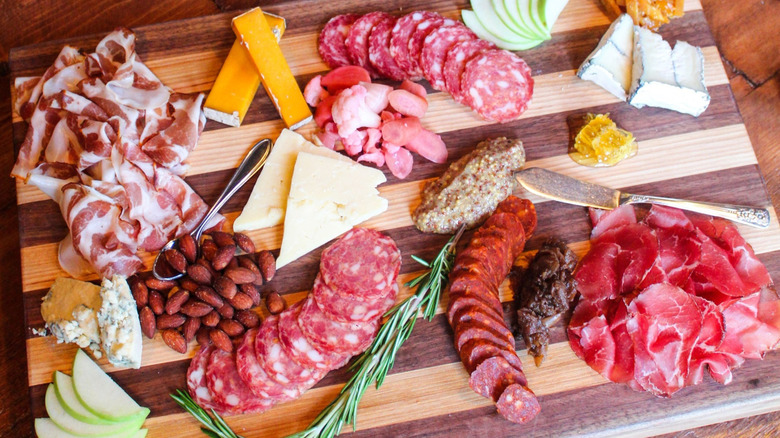 A charcuterie board at Lardon
