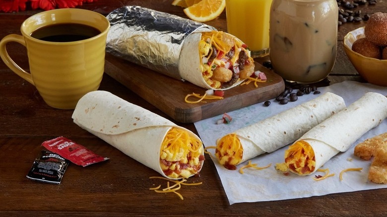 A variety of breakfast dishes at Del taco