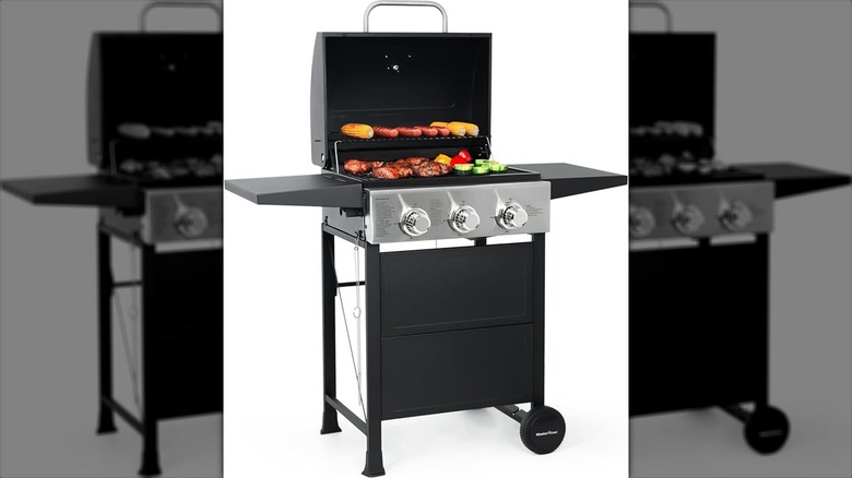 Master Cook 3-Burner propane gas grill