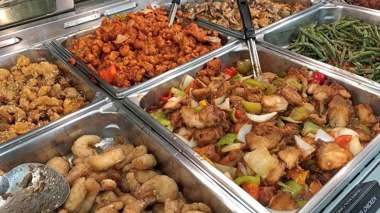 Hy-Vee Chinese food bar