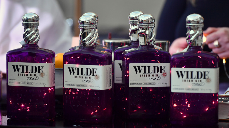 Bottles of Wilde Irish Gin