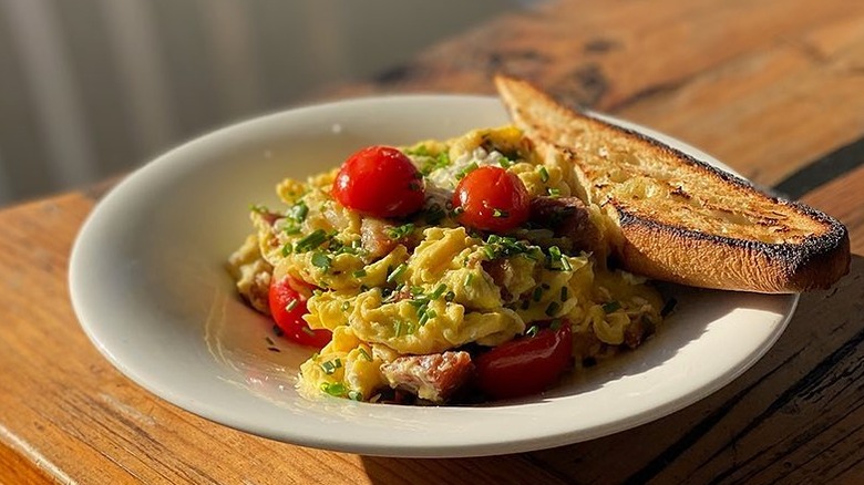 A plate of Greek scrambled eggs at Psomi