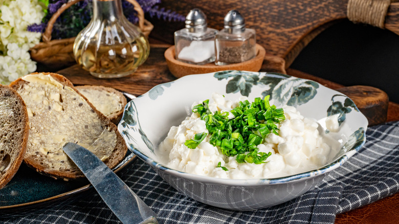 Bowl of cottage cheese