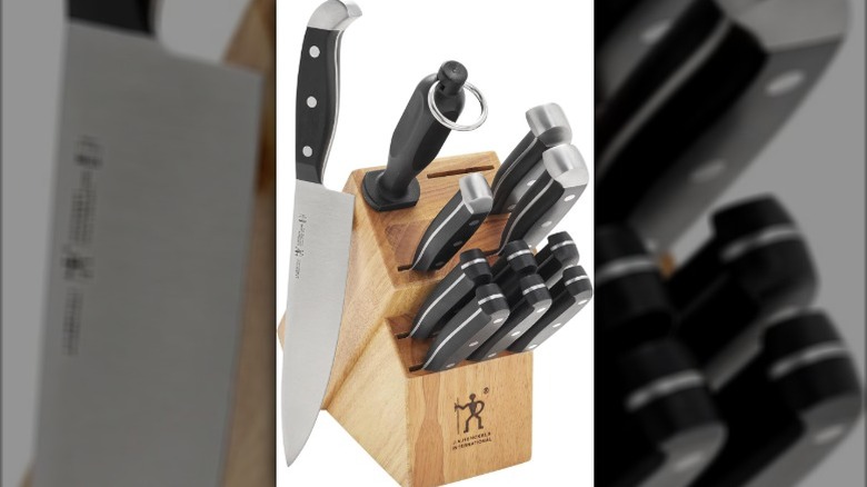knife block with honing rod and knives