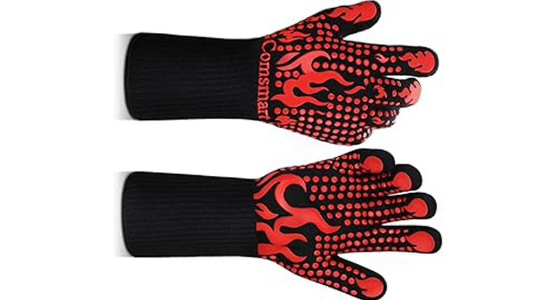A pair of red and black Comsmart BBQ Gloves