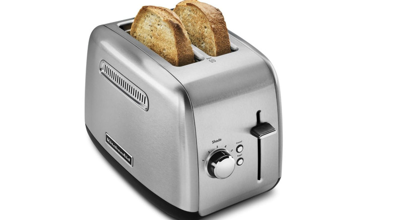 Product image of KitchenAid KMT2115SX Stainless Steel Toaster