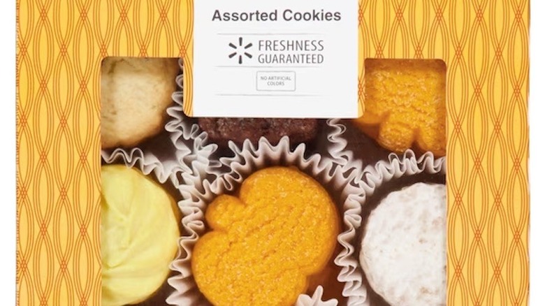 A package of Walmart's Freshness Guaranteed Assorted Harvest Cookies.