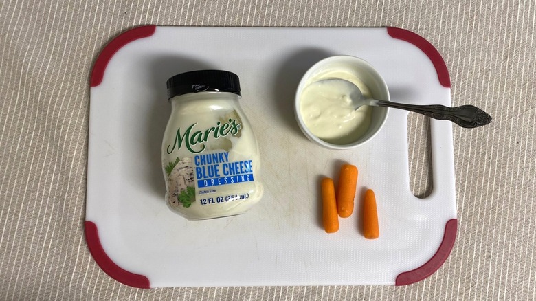 Marie's Chunky Blue Cheese dressing with sample and baby carrots