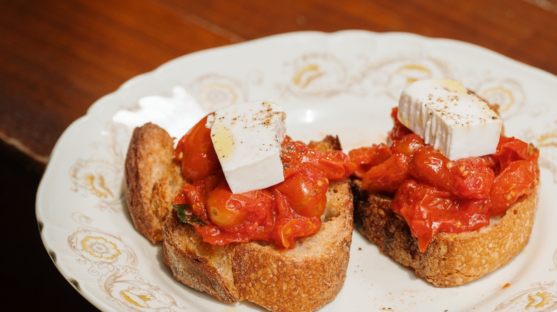 A plate of bruschetta from Trattoria SantaPalato in Rome