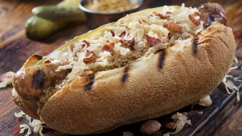 Bratwurst with toppings
