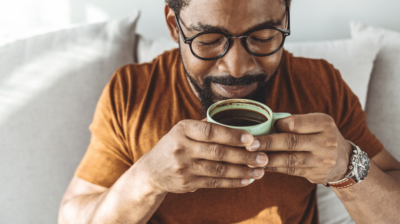 Man drinking coffee