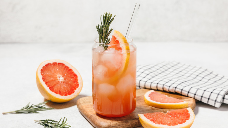 Greyhound with fresh grapefruits
