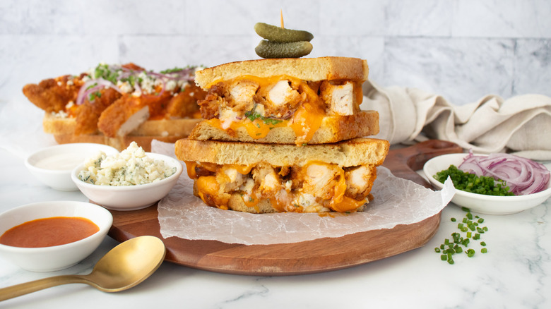 Side shot of a buffalo chicken grilled cheese sandwich