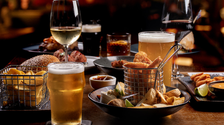 Happy hour food and drinks