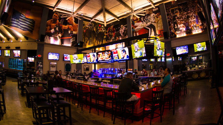 Exterior of a Buffalo Wild Wings