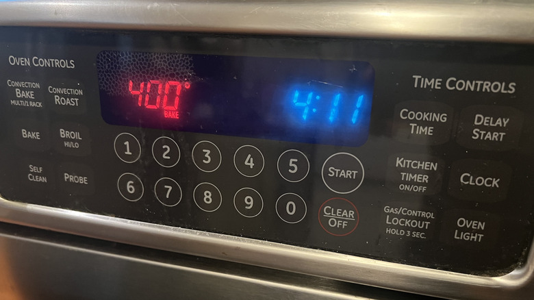 An oven preheated to 400 F