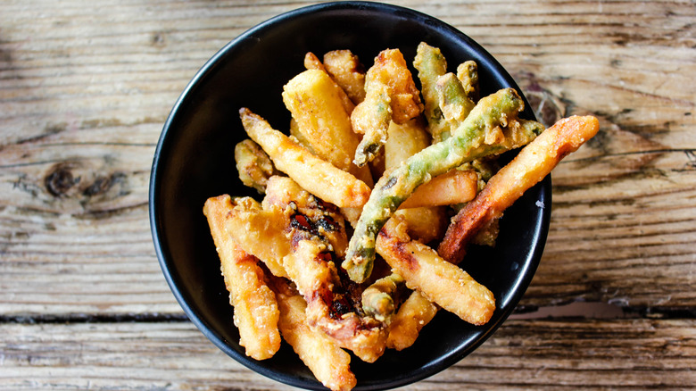Vegetable tempura platter