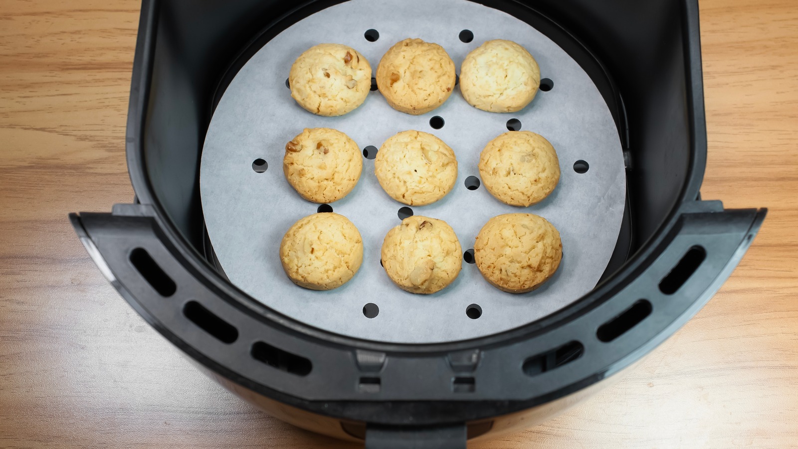 Can You Bake Cookies In An Air Fryer?
