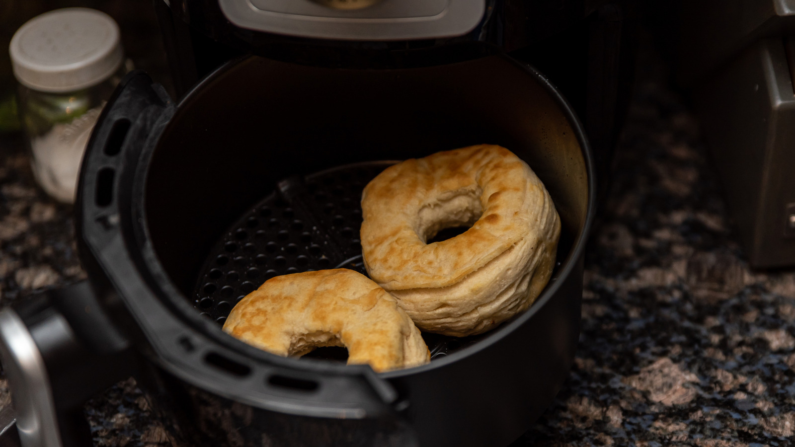 How To Cook Canned Biscuits Desserts In The Air Fryer