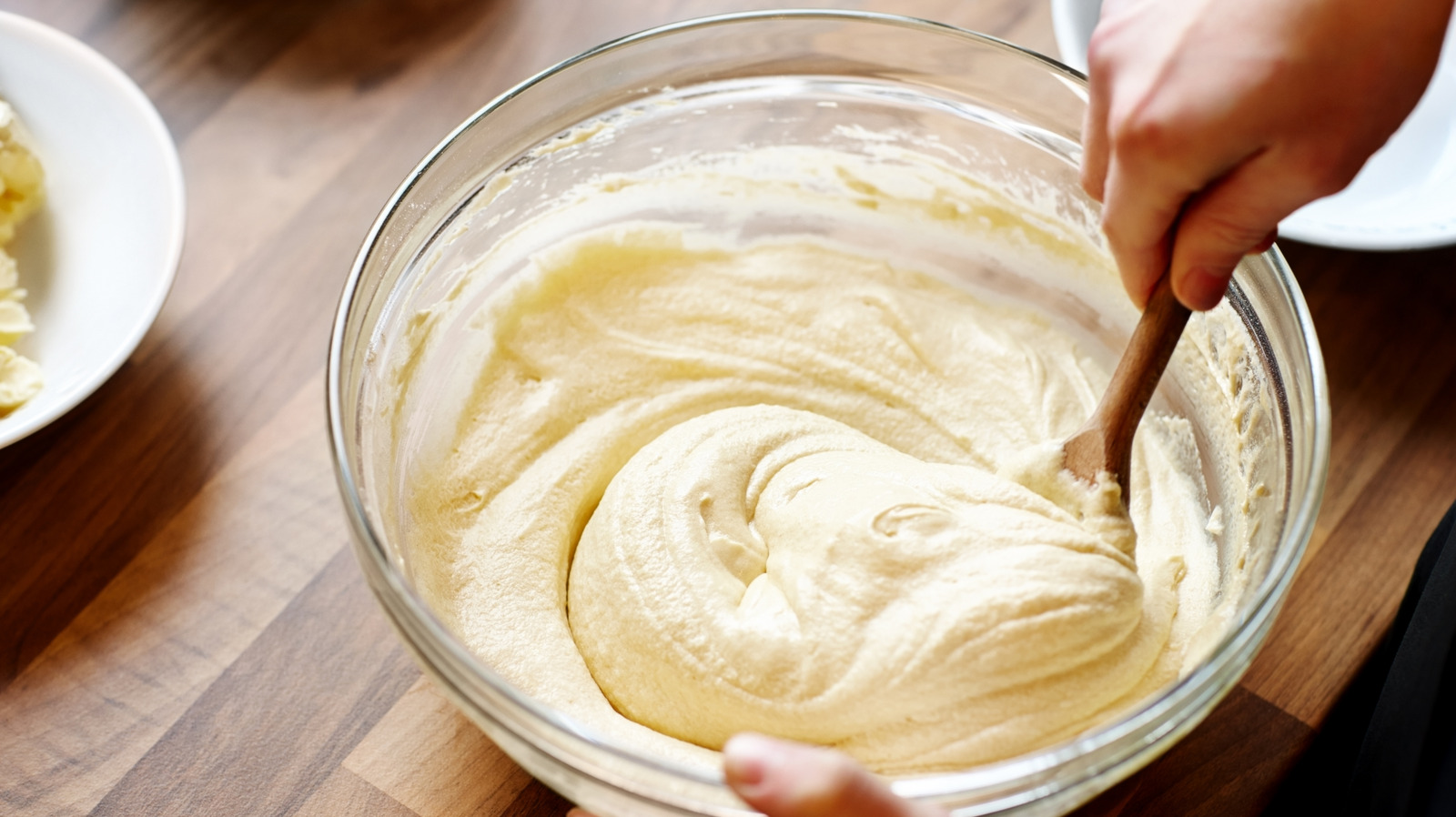 Can't Bake To Save Your Life? This Easy, Tangy Dessert Calls For Just Two ...