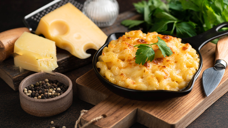 Mac and cheese, traditional american dish, selective focus