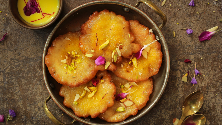Malpula in a pot