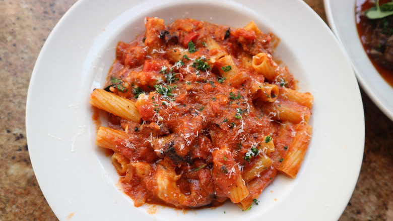 Cheesecake Factory's spicy rigatoni vodka pasta