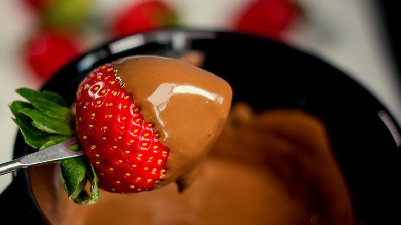 strawberry dipped in chocolate fondue
