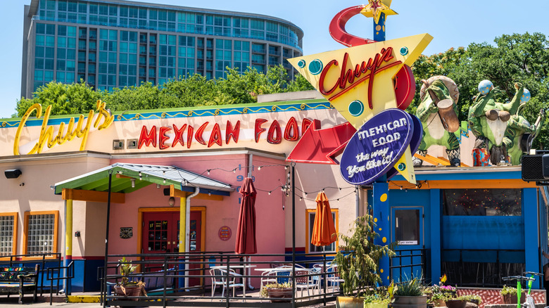 Exterior of a Chuy's restaurant