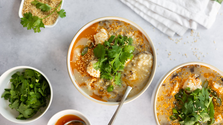 chicken congee in bowl 