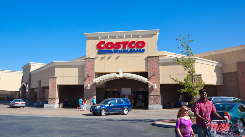 entrance to Costco 
