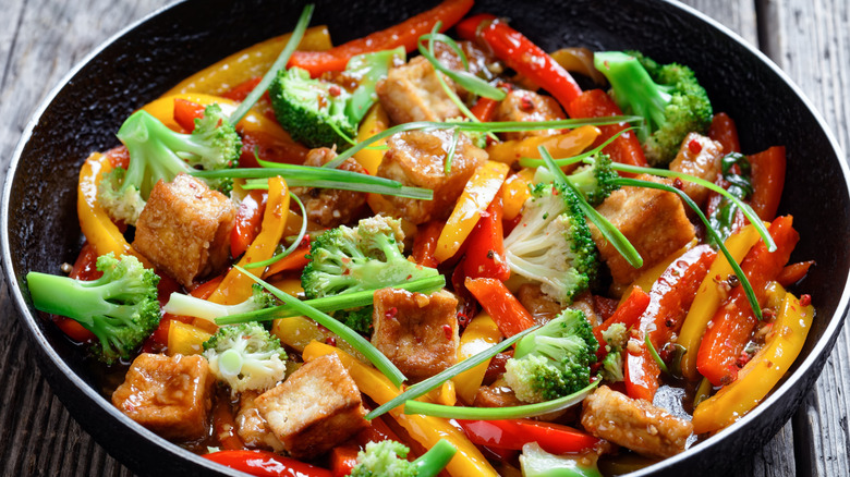 Stir-fry in a pan
