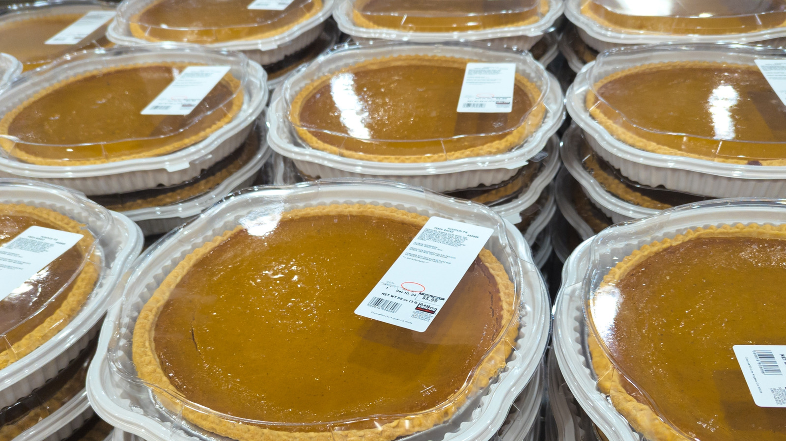 Costco's Pumpkin Pie Sundae Hack Is The Perfect Fall Dessert